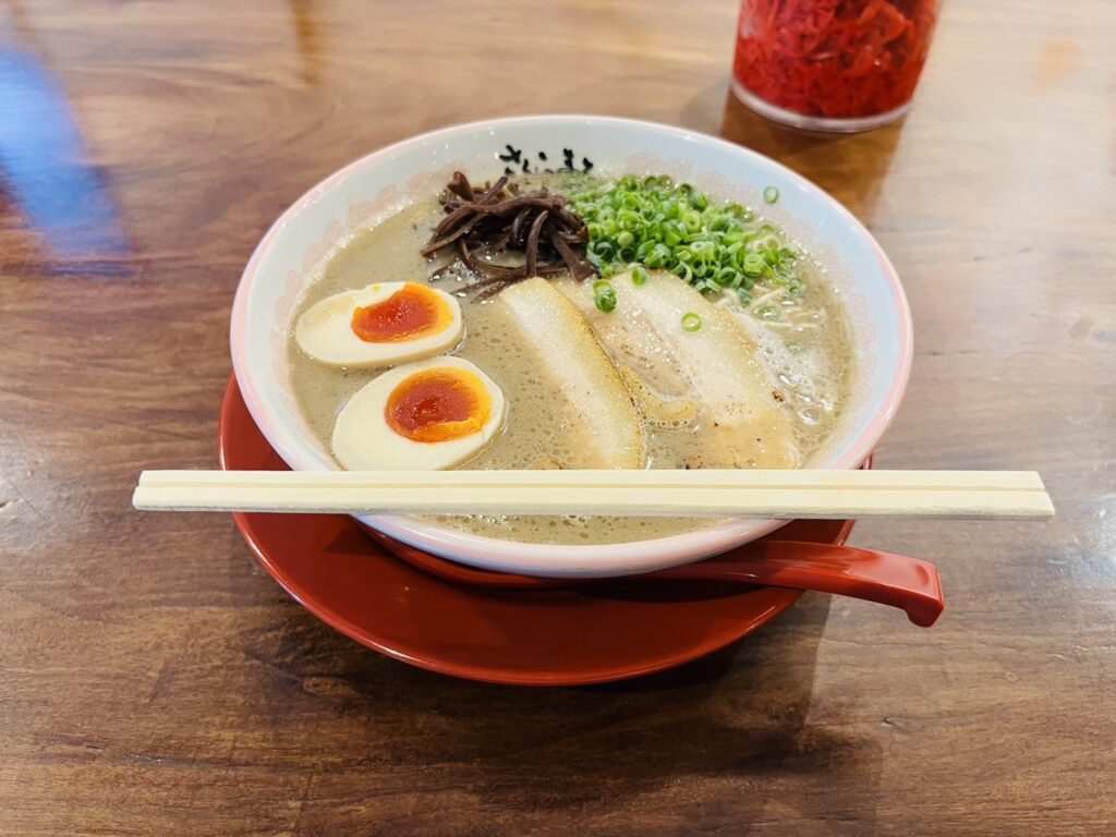 廣田神社周辺｜麺屋 桜息吹｜とんこつラーメンを落ち着いた雰囲気で味わえる「ほぼ年中無休」のラーメン屋